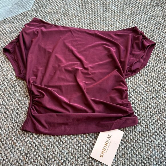 Shein burgundy top - Picture 6 of 6